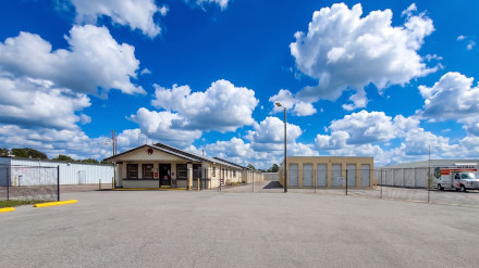 Virtual Tour of Champion Self Storage in Palatka, FL - Part 29 of 33